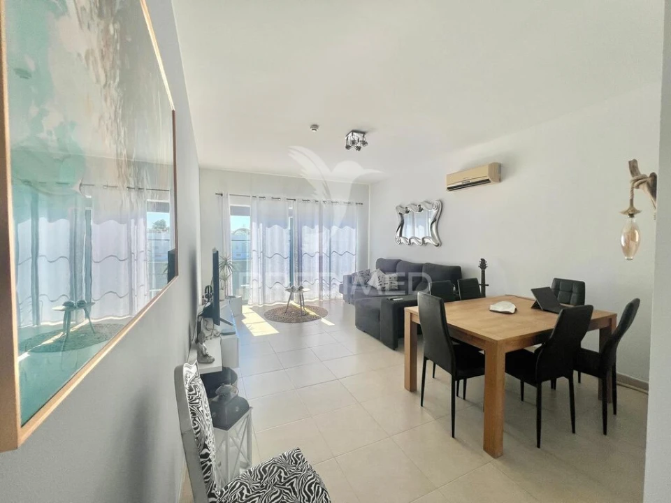 Apartamento T1 para Venda em Quinta do Anjo Foto 2