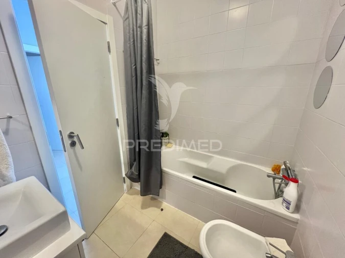 Apartamento T1 para Venda em Quinta do Anjo Foto 11