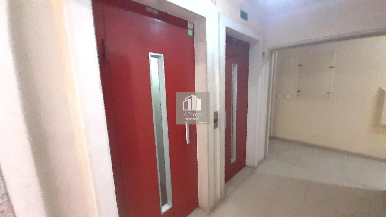 Apartamento T2 para Venda em Algueirão-Mem Martins Foto 17