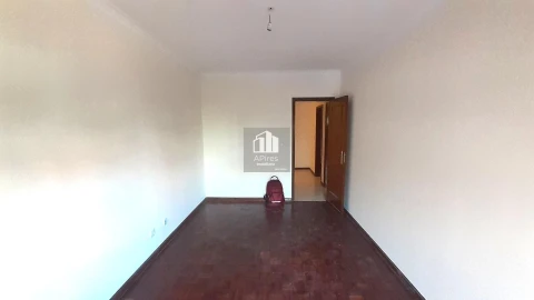 Apartamento T2 para Venda em Algueirão-Mem Martins