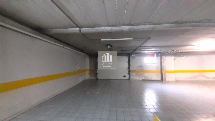 Apartamento T2 para Venda em Algueirão-Mem Martins Foto 22