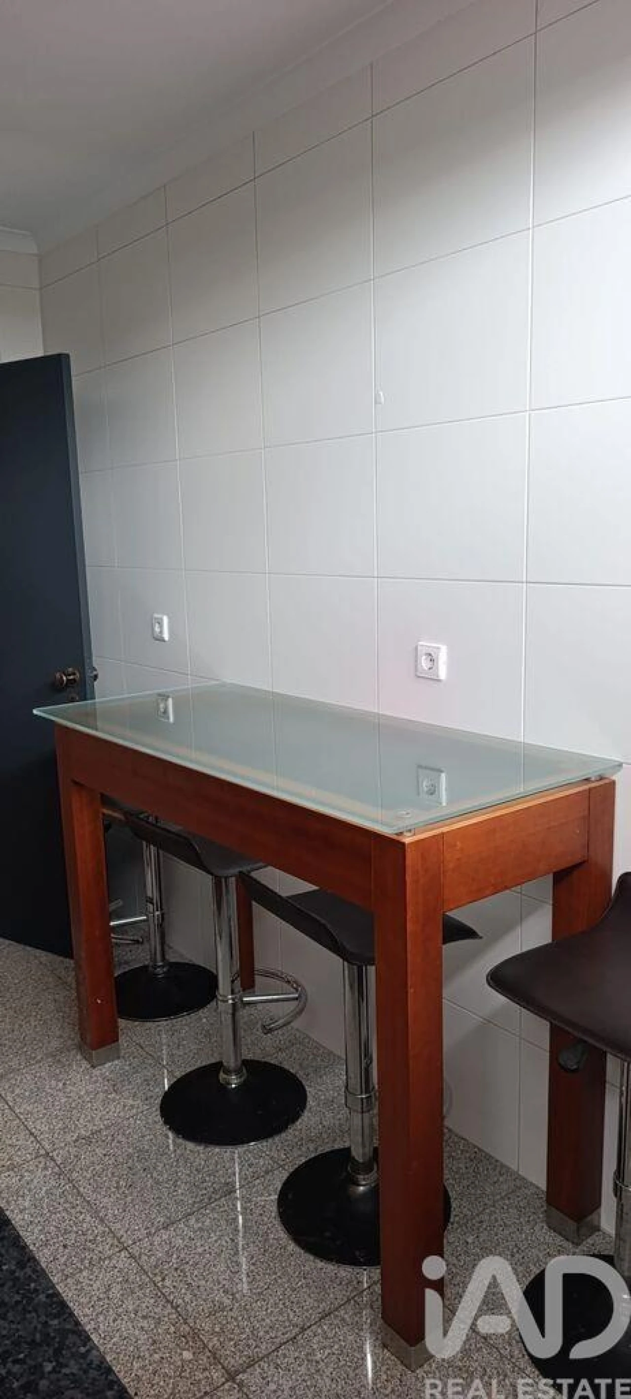 Apartamento T1 para Arrendamento em Paranhos Foto 9