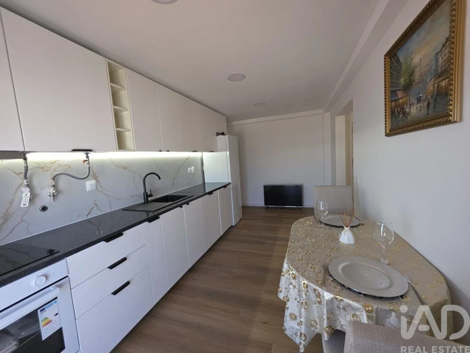 Apartamento T2 para Venda em Olhão Foto 9