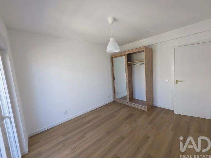 Apartamento T2 para Venda em Olhão Foto 6