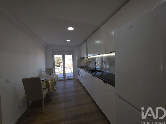 Apartamento T2 para Venda em Olhão Foto 10