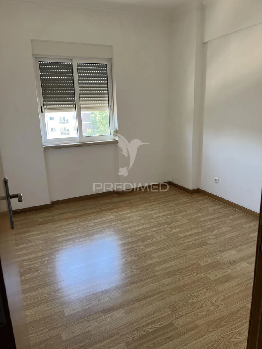 Apartamento T2 para Venda em Mina de Água Foto 15
