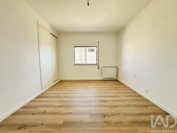 Moradia para Venda em Pataias e Martingança