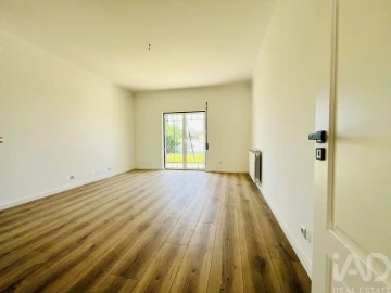 Moradia para Venda em Pataias e Martingança