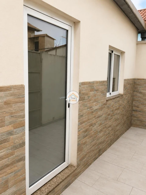 Moradia T7 para Venda em Mafamude e Vilar do Paraíso