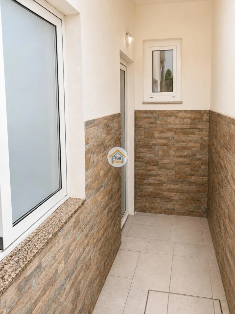 Moradia T7 para Venda em Mafamude e Vilar do Paraíso