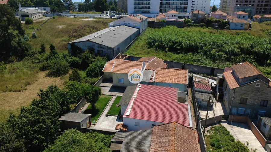 Moradia T7 para Venda em Mafamude e Vilar do Paraíso Foto 18