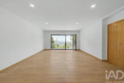 Prédio para Arrendamento em Cinfães