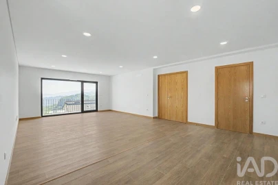 Prédio para Arrendamento em Cinfães