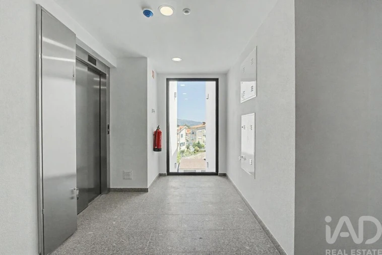 Prédio para Arrendamento em Cinfães Foto 6