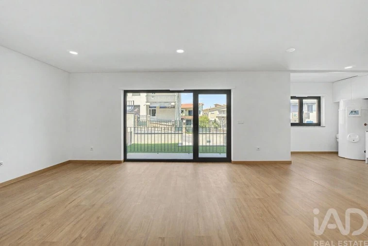 Prédio para Arrendamento em Cinfães Foto 15
