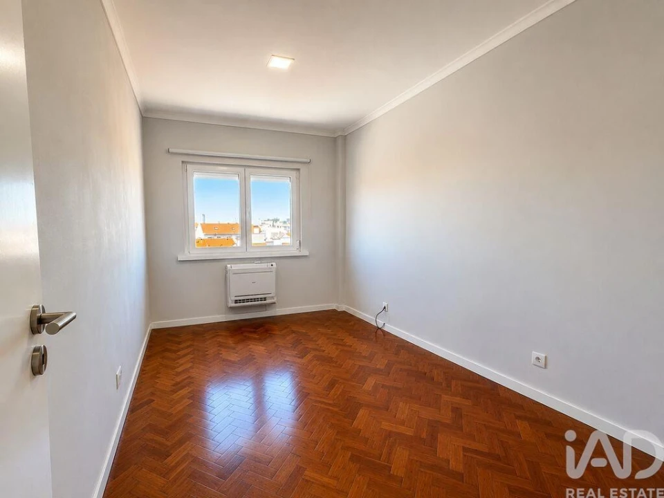 Apartamento T3 para Arrendamento em Arroios Foto 13