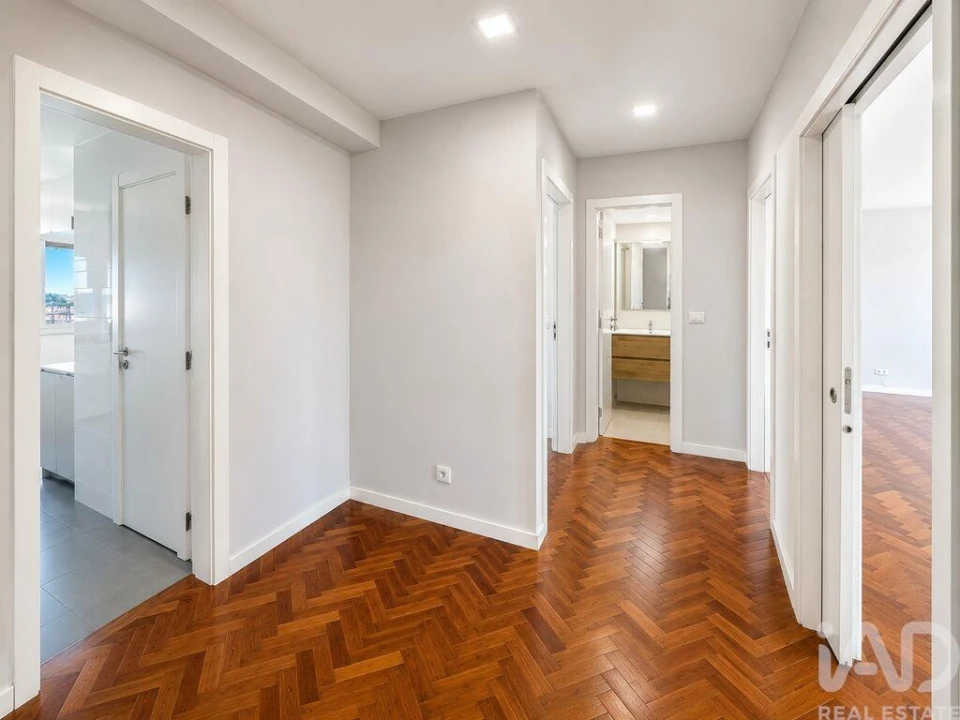Apartamento T3 para Arrendamento em Arroios Foto 8