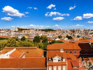 Apartamento T3 para Arrendamento em Arroios