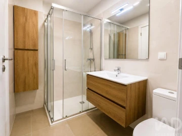 Apartamento T3 para Arrendamento em Arroios