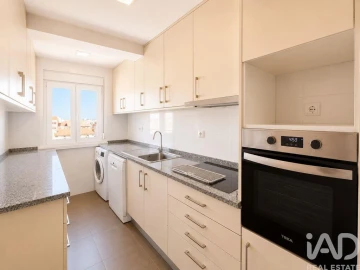 Apartamento T3 para Arrendamento em Arroios