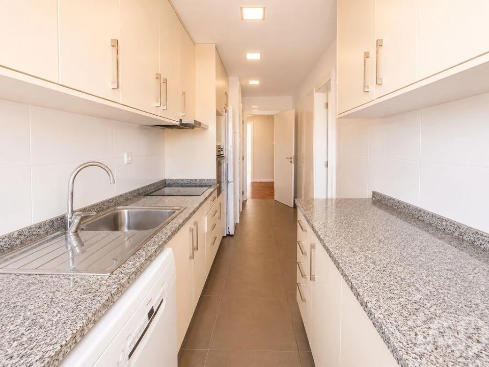 Apartamento T3 para Arrendamento em Arroios Foto 20
