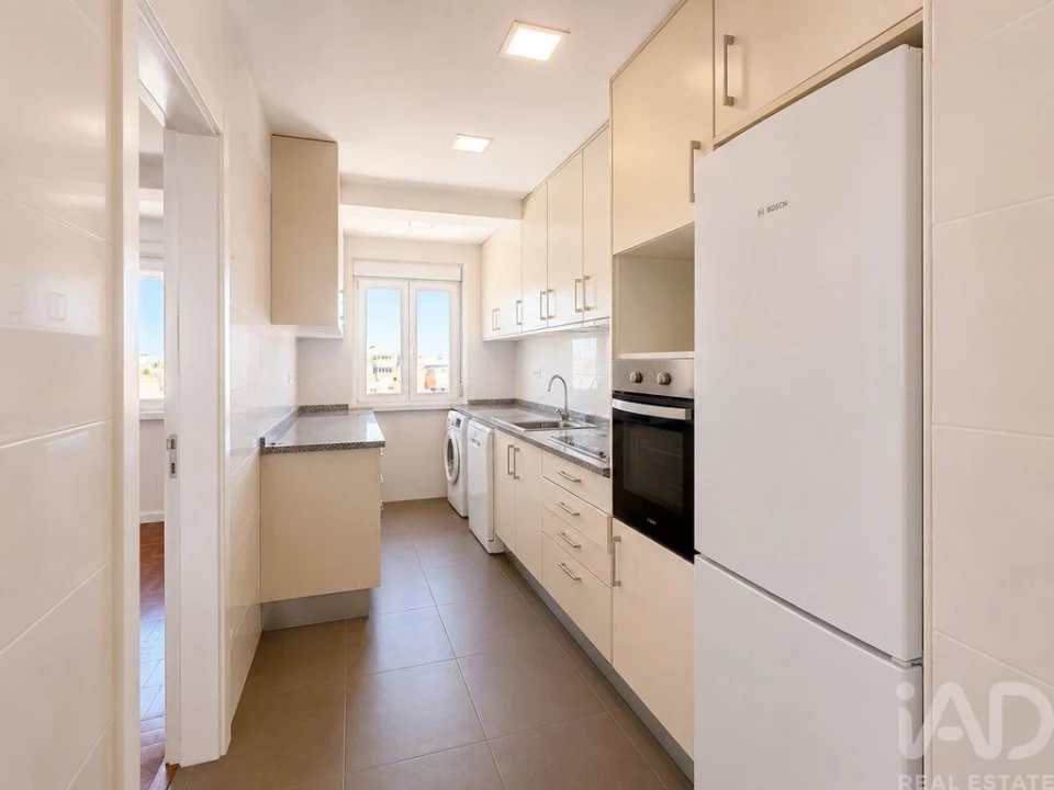 Apartamento T3 para Arrendamento em Arroios Foto 17