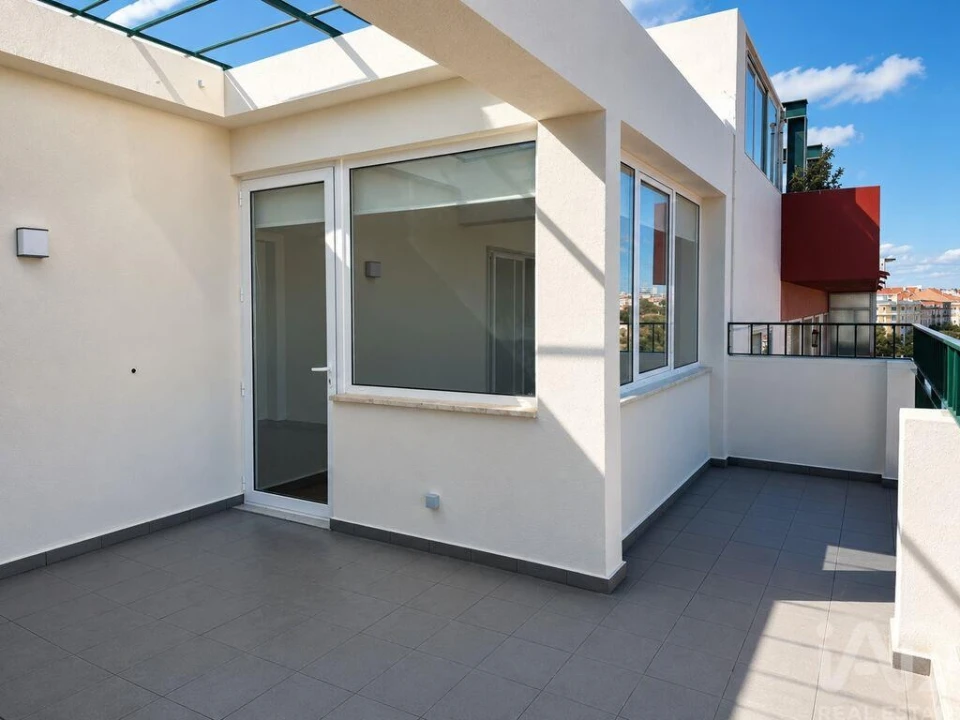 Apartamento T3 para Arrendamento em Arroios Foto 6