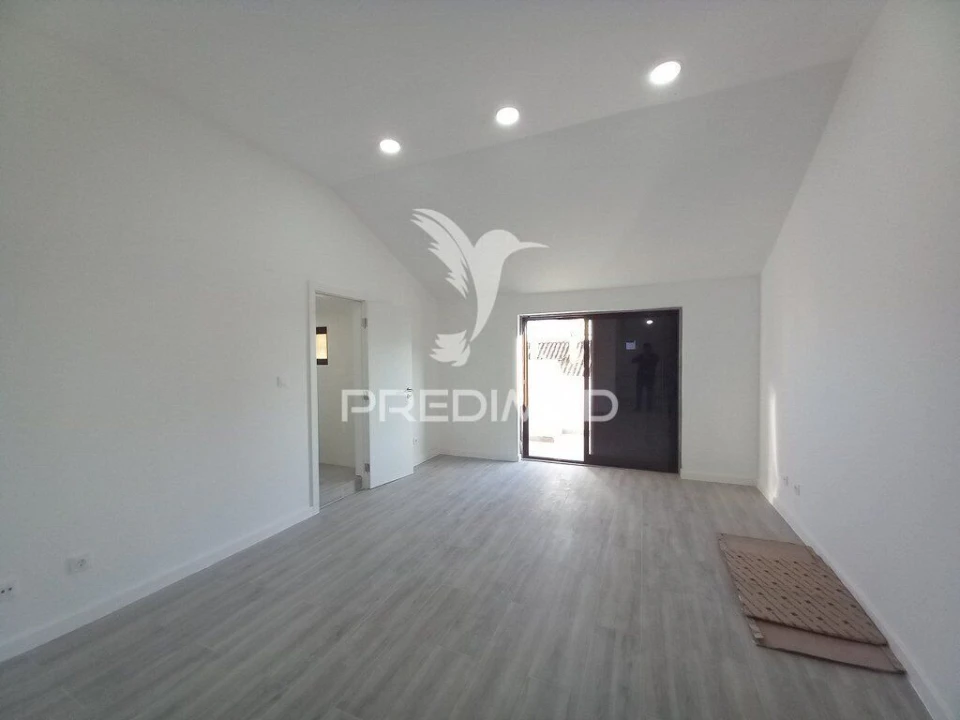 Apartamento T3 para Venda em Costa da Caparica Foto 5