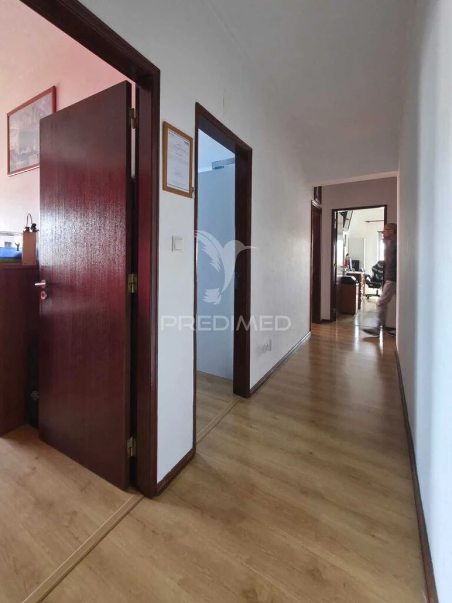 Apartamento T3 para Venda em Rio Maior Foto 13