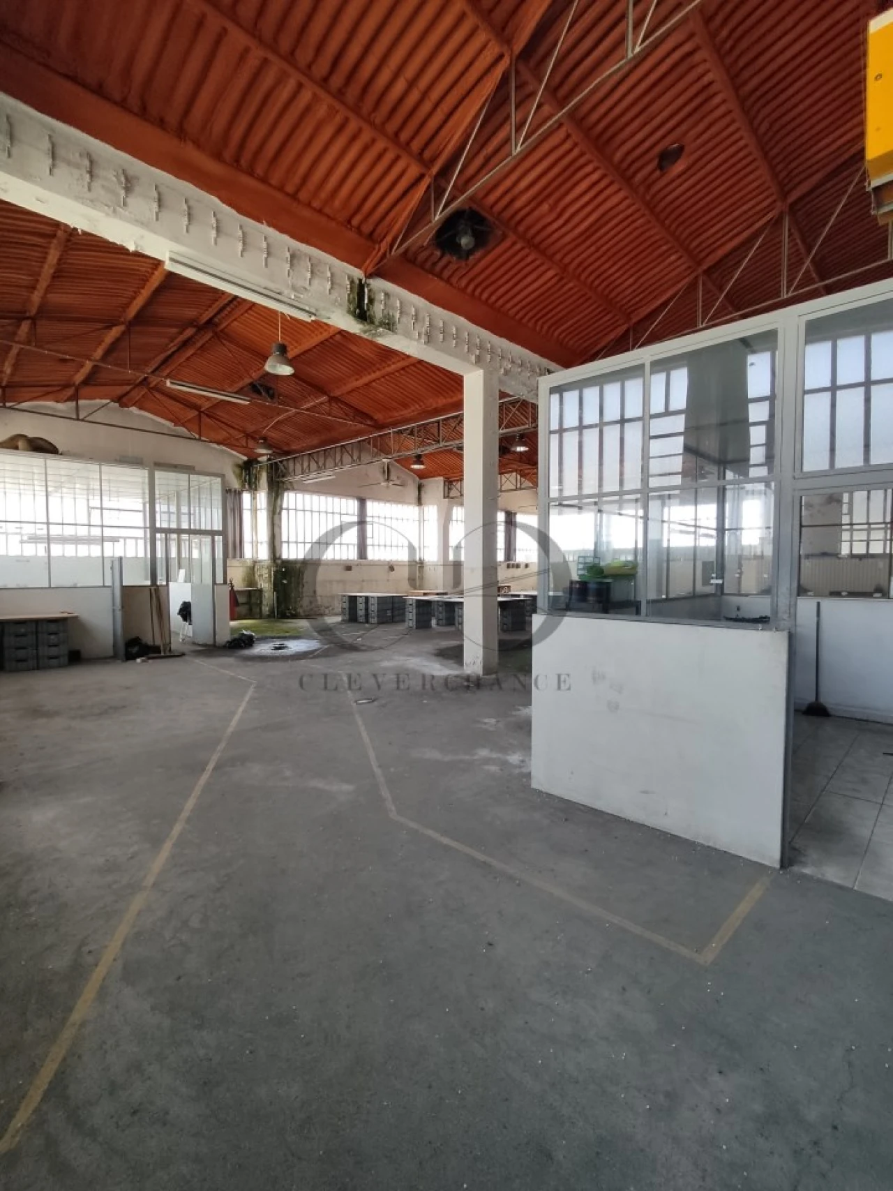 Armazém para Venda em Mozelos Foto 11