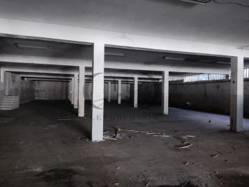 Armazém para Venda em Mozelos