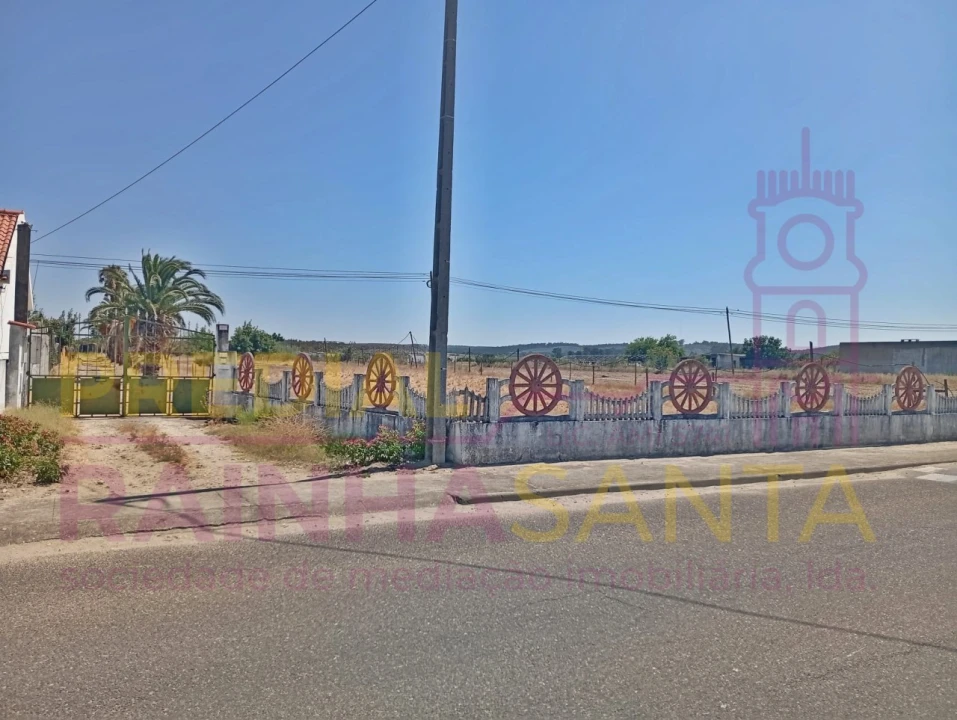 Terreno para Venda em Alpiarça Foto 1