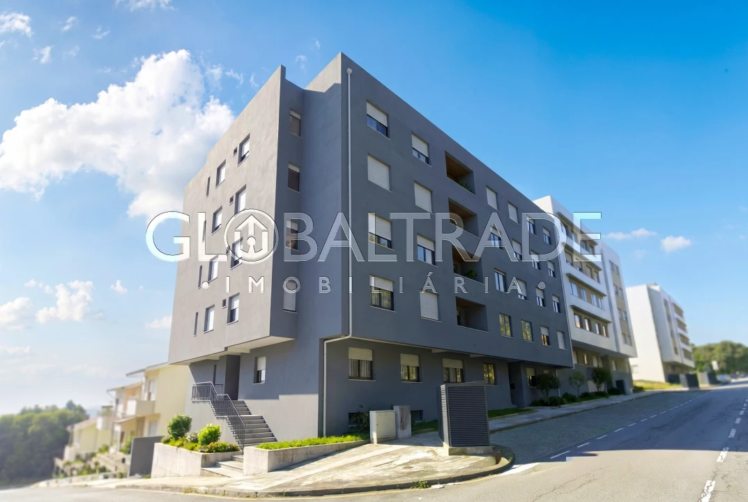 Apartamento T2 para Venda em Fânzeres e São Pedro da Cova Foto 1