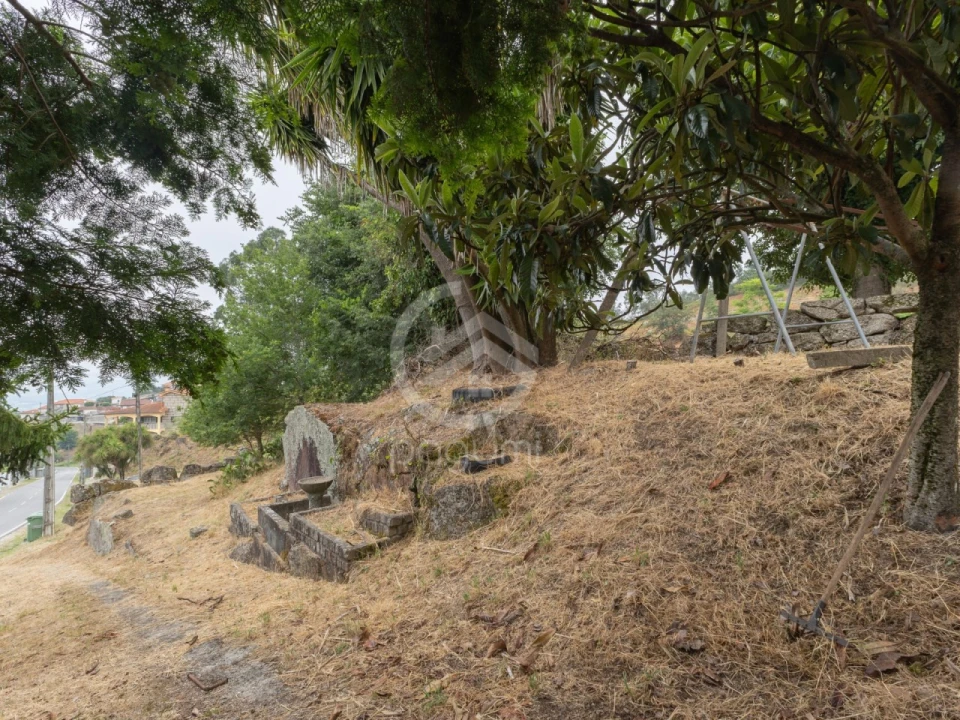 Moradia T3 para Venda em Banho e Carvalhosa Foto 36