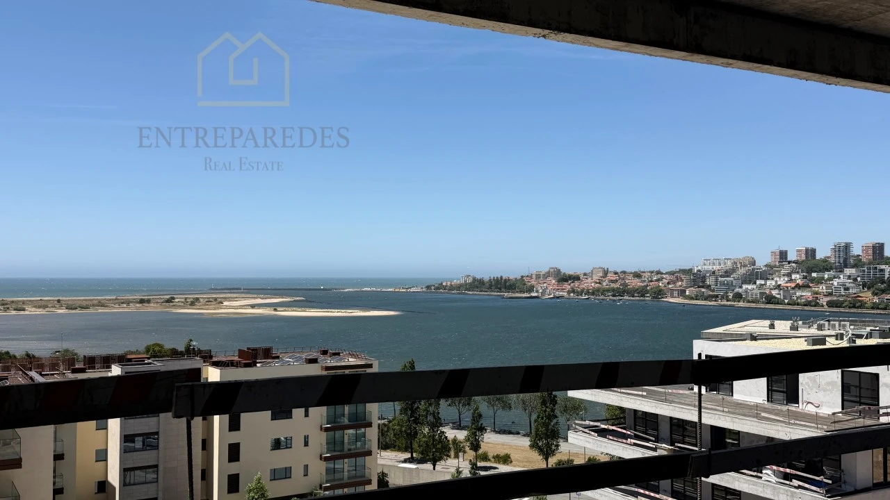 Apartamento T3 para Venda em Santa Marinha e São Pedro da Afurada Foto 1