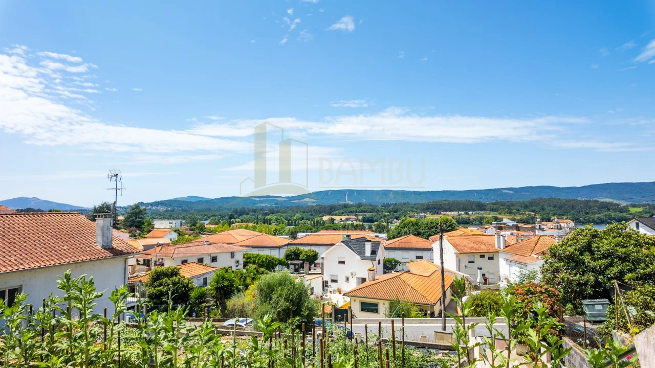 Moradia T3 para Venda em Vila Nova de Cerveira e Lovelhe Foto 13