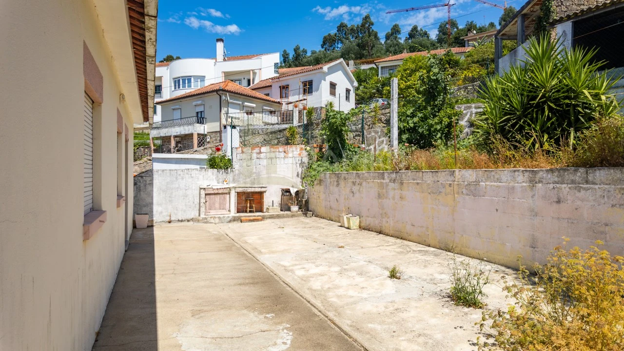 Moradia T3 para Venda em Vila Nova de Cerveira e Lovelhe Foto 27