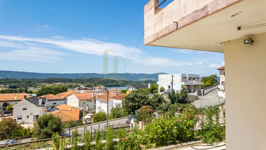 Moradia T3 para Venda em Vila Nova de Cerveira e Lovelhe Foto 22