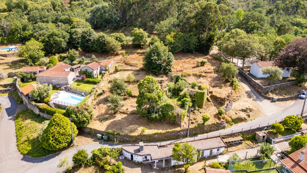 Terreno para Venda em Loivo Foto 5