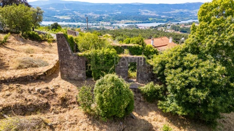 Terreno para Venda em Loivo