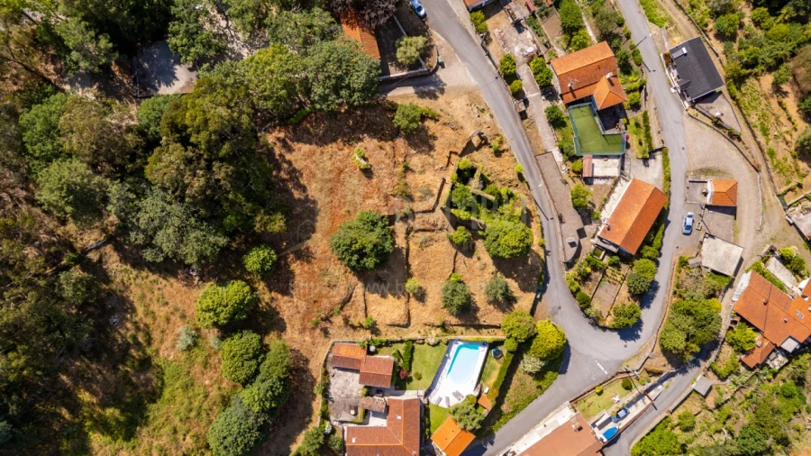 Terreno para Venda em Loivo Foto 3