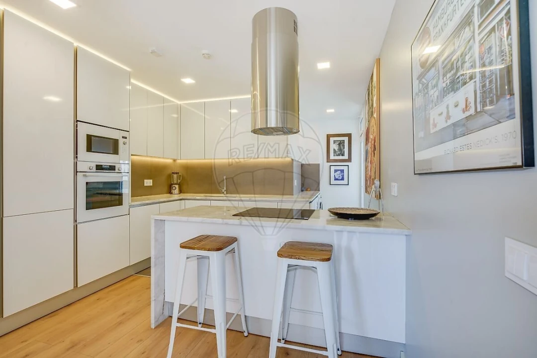 Apartamento T2 para Venda em Avenidas Novas Foto 10