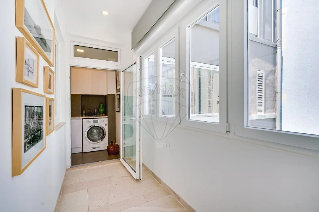 Apartamento T2 para Venda em Avenidas Novas Foto 14
