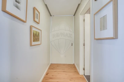 Apartamento T2 para Venda em Avenidas Novas