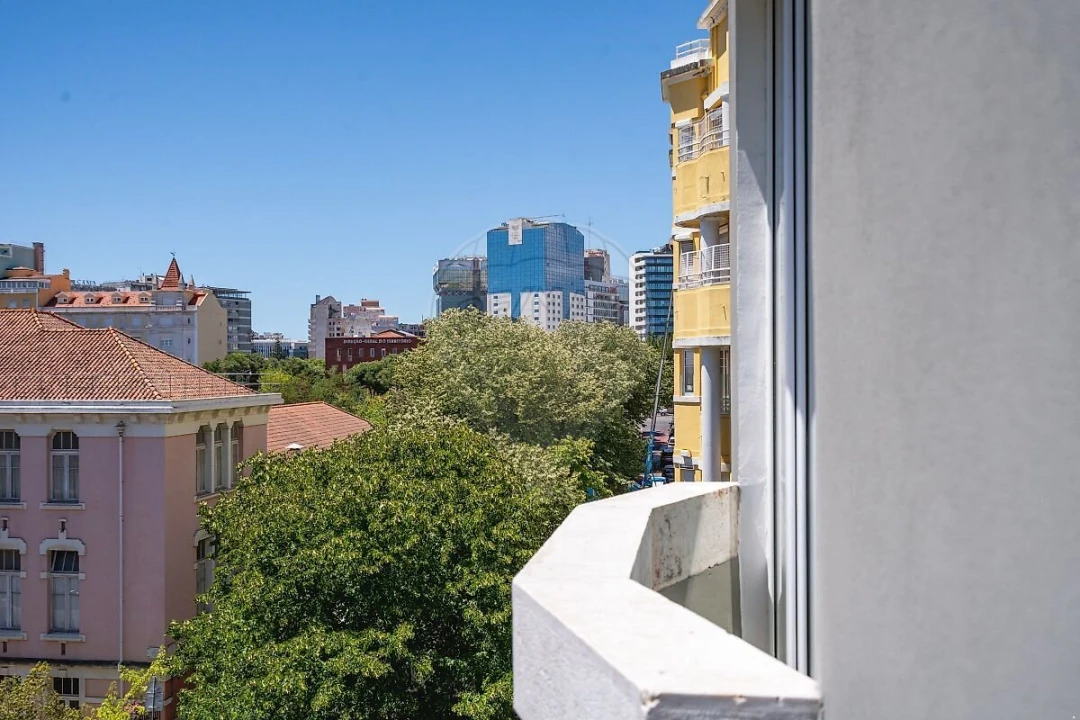 Apartamento T2 para Venda em Avenidas Novas Foto 29