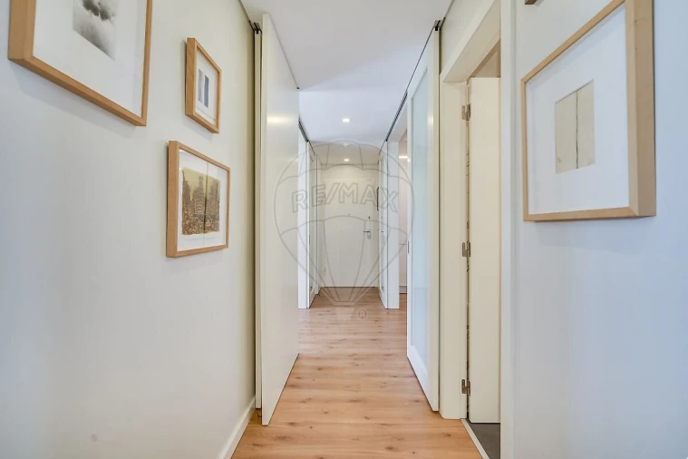 Apartamento T2 para Venda em Avenidas Novas Foto 25