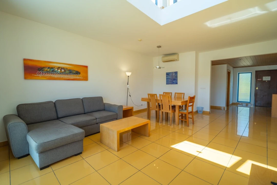 Apartamento T2 para Venda em Albufeira e Olhos de Água Foto 5