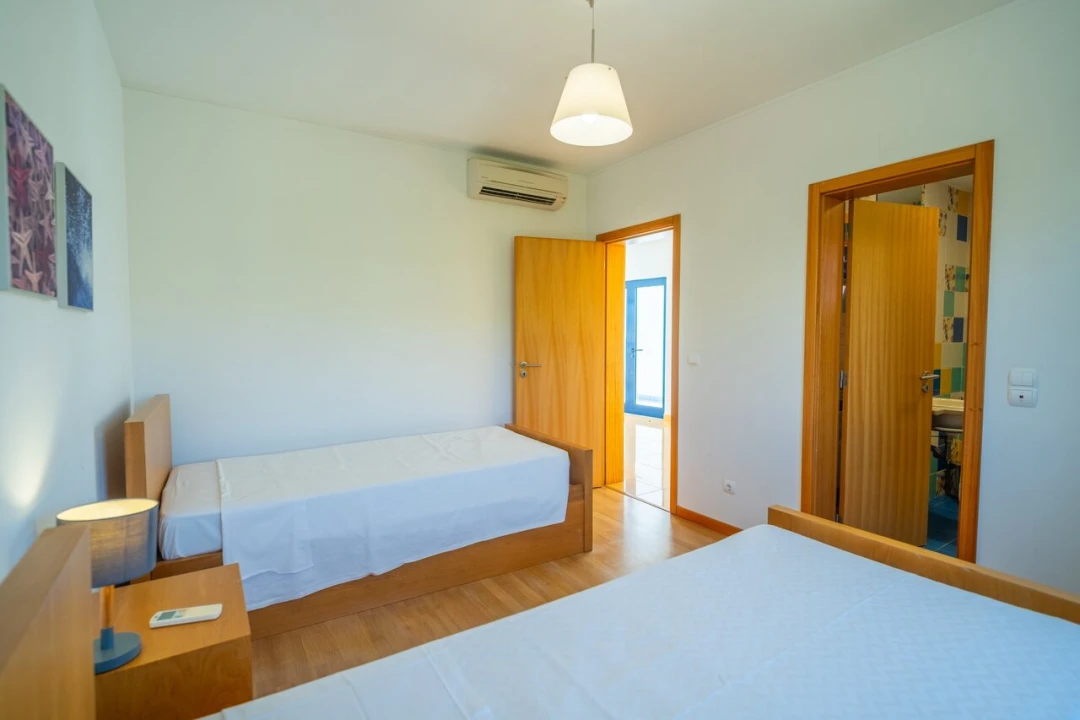 Apartamento T2 para Venda em Albufeira e Olhos de Água Foto 16
