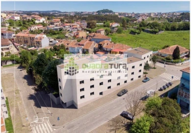 Apartamento T2 para Venda em Campanhã