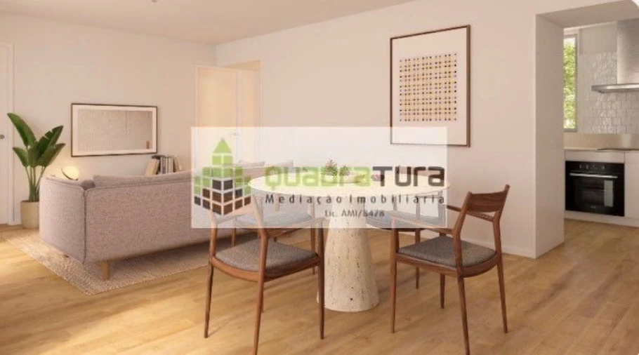 Apartamento T2 para Venda em Campanhã Foto 2